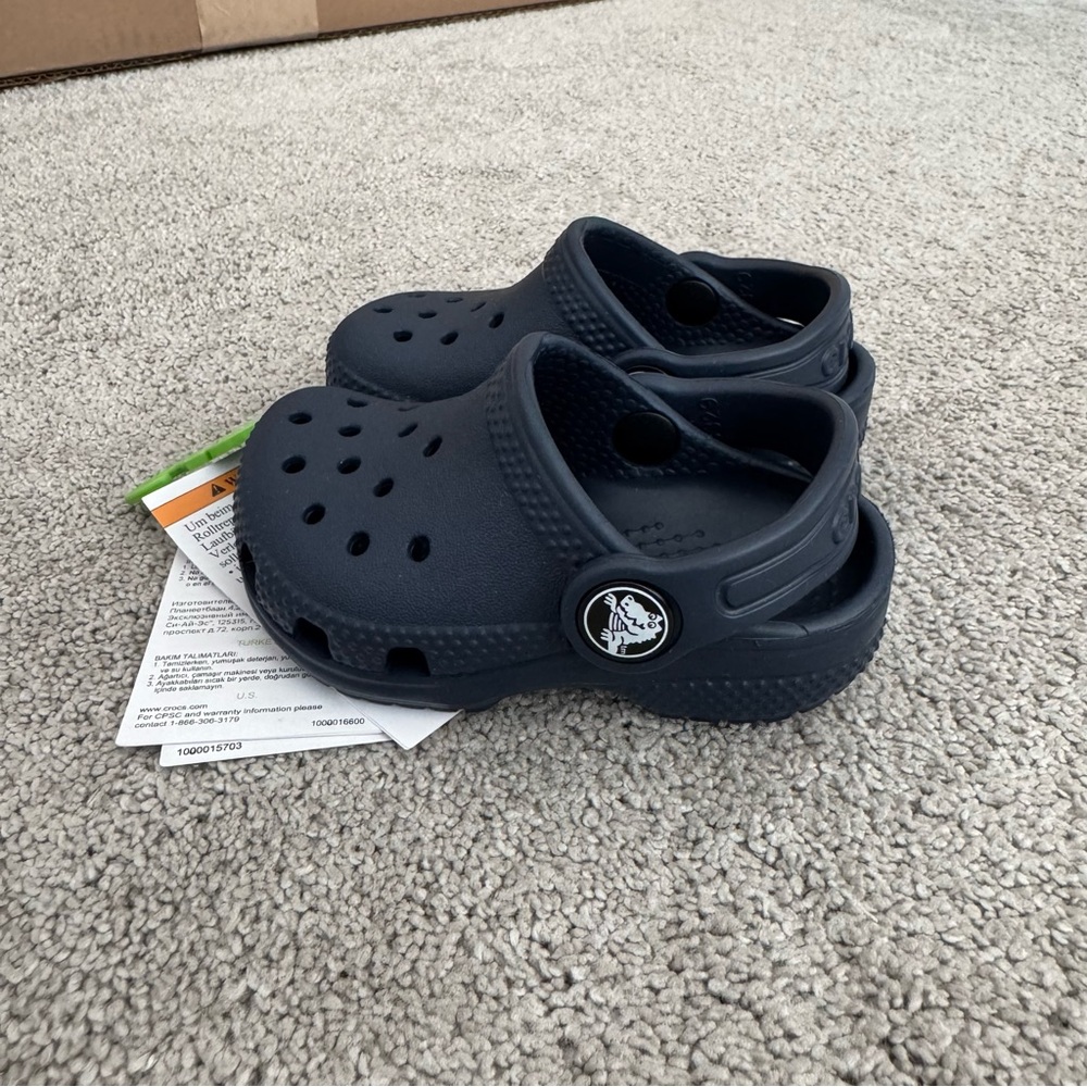 CROCS Kids Dark Blue Size C4